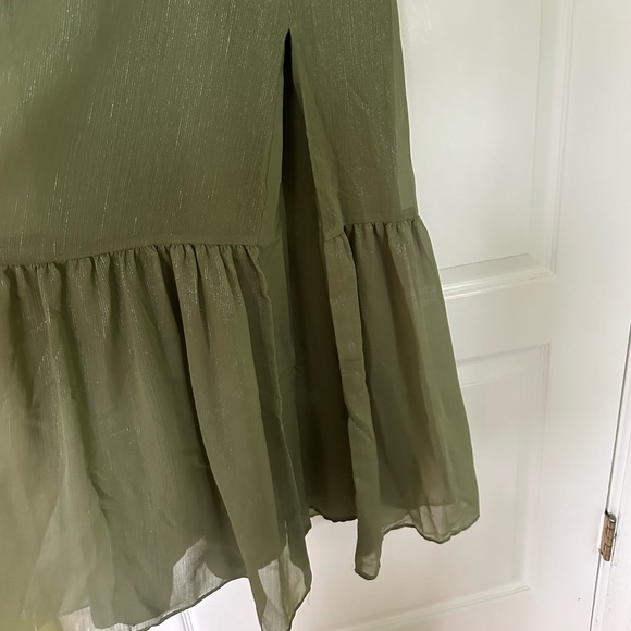 Women’s Side Slit Ruffle Trim Dress 👗 - Picture 9 of 11